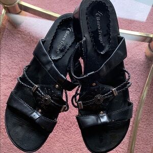 BareTraps Black Sandals with Cushioned Footbed